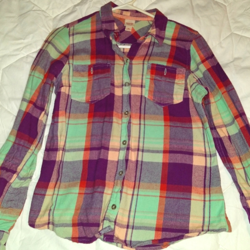 I am selling a button down Mossimo Supply brand shirt. Size Medium- Unisex